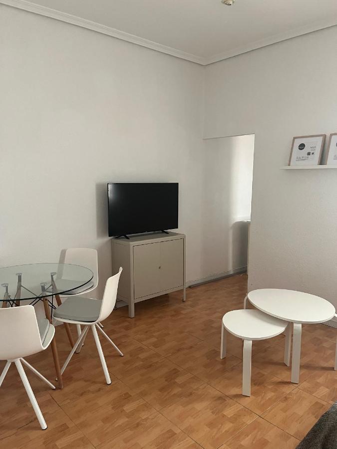 Piso En Valdeacederas Apartment Madrid Exterior photo